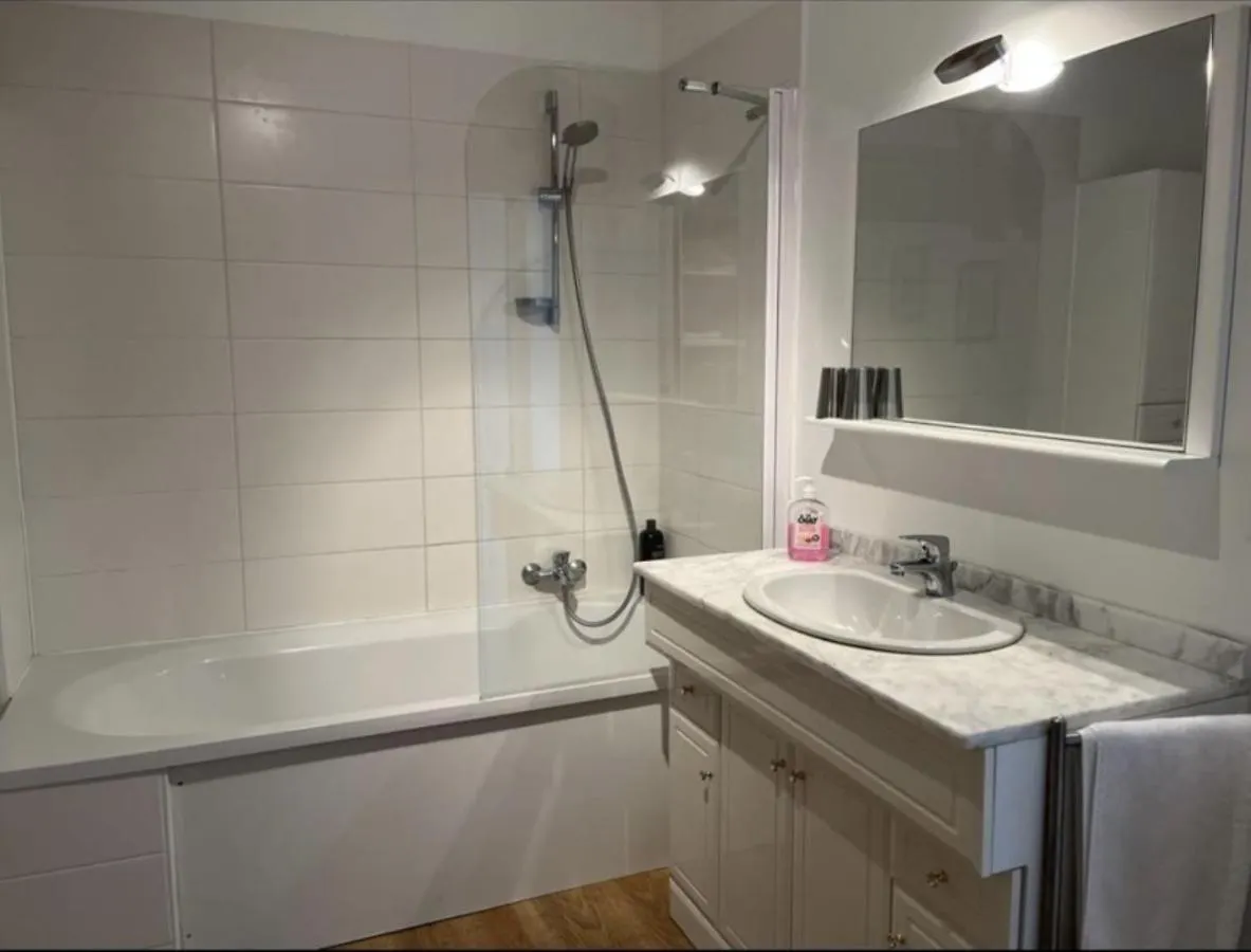 Holiday home Les Maisons De Ronsac : Lieu Ideal Pour Vos Fetes Saint-Pierre-de-Lages France